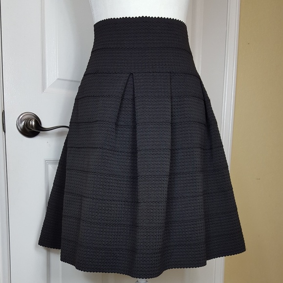 H&M Dresses & Skirts - H&M Skirt Black Large